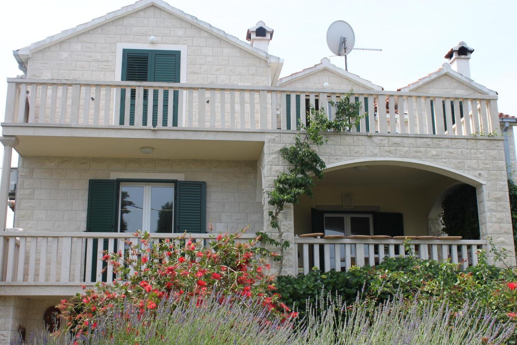 Oasis Apartments Sutivan Exterior foto